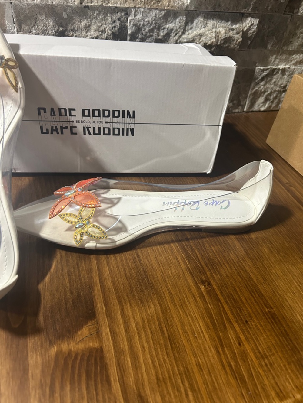 Theressa Rhinestone Butterfly Clear Upper Flats new in box size 7 - Picture 2 of 6